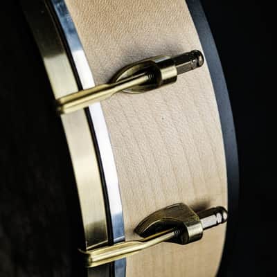 2023 Ortega OUBJE90-MA Banjolele Concert Size maple natural image 6