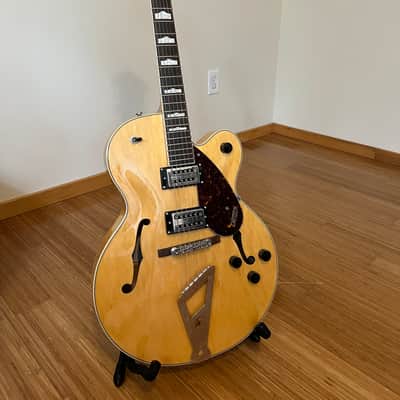 Gretsch G2420 Streamliner Hollow Body with Chromatic II Tailpiece 2024 - Present - Village Amber image 1