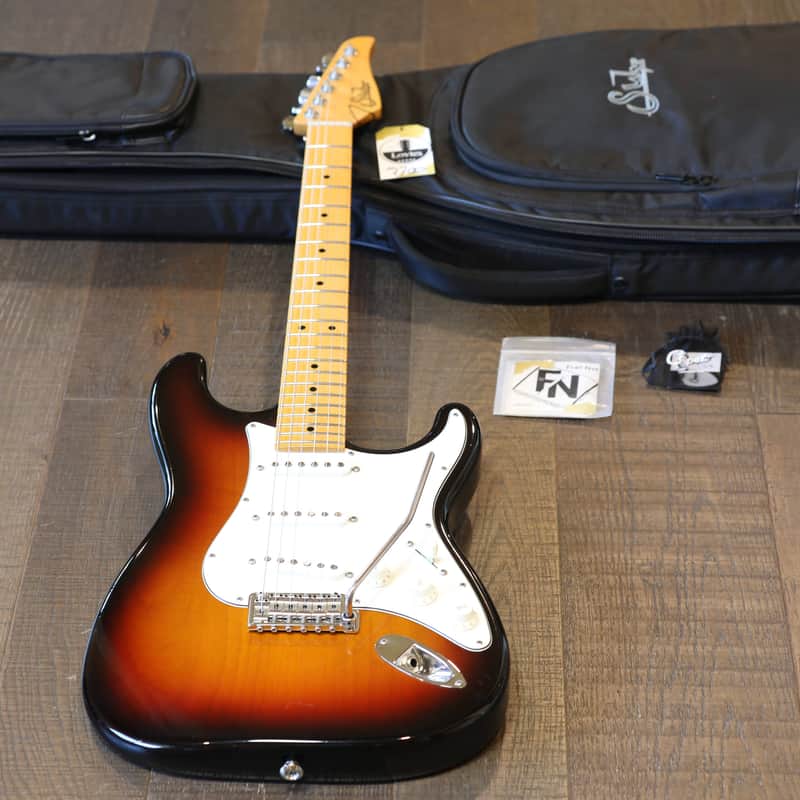 Suhr Classic S Antique 3-Tone Burst