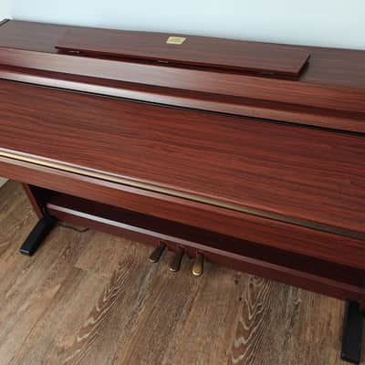 Yamaha Clavinova CLP-230 2006 - Mahogany image 2