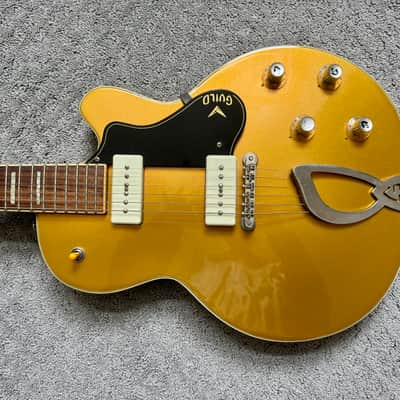 Guild M-75G Aristocrat LMT Gold w/ case image 1