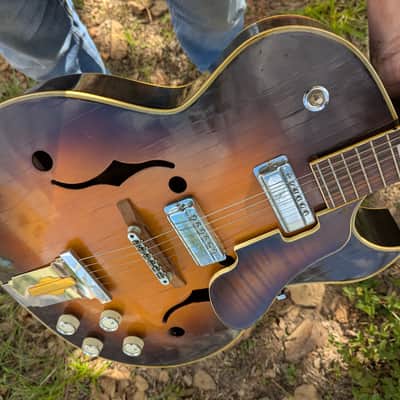 Kay Jazz gutar 1960's - sunburst image 2