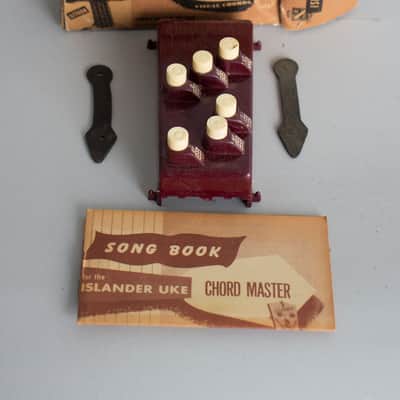 Maccaferri Islander Soprano Ukulele (1950), NO CASE case. image 4