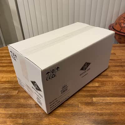 Universal Audio Solo/610 Desktop Tube Mic Preamp image 13