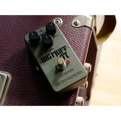 Electro-Harmonix Green Russian Big Muff Pi Fuzz Pedal image 6