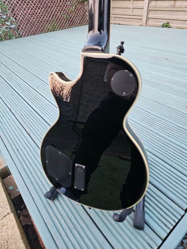 Epiphone Les Paul Custom Maple Fretboard EMG 81/85 Limited Edition