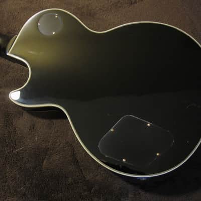 Epiphone Les Paul Custom Black Back Tuxedo, Off White and Black Coil Tapped with Gig Bag image 6