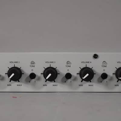 Stage Right SR 615108 8-Channel Mic/Line Rack Mixer w/Phantom Power image 2