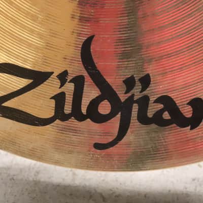 Zildjian 16" A Custom Crash Cymbal image 15