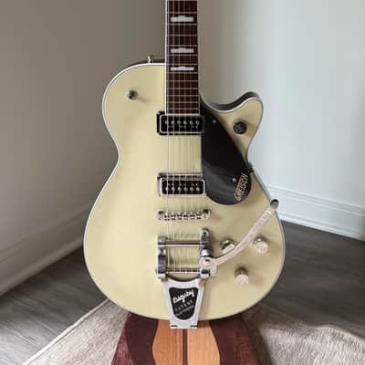 Gretsch G6128T Players Edition Jet™ DS with Bigsby 2025 - Lotus Ivory image 2