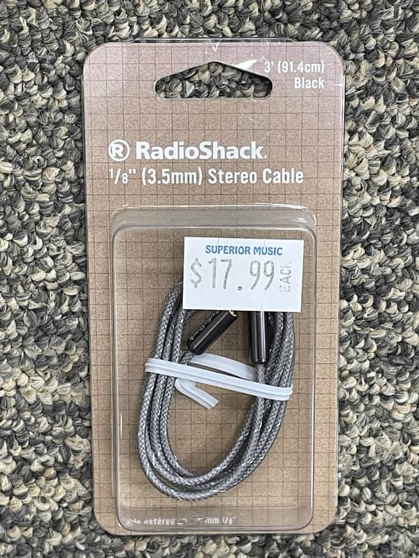 Radio Shack 3 FT 1/8 Stereo cable - Black image 1