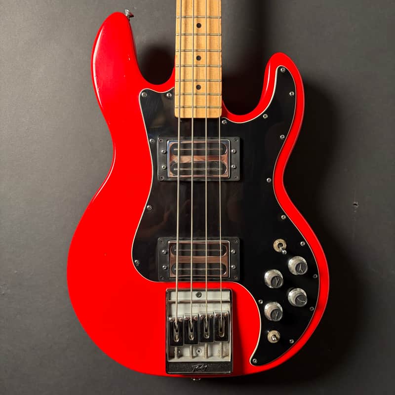 Peavey T-40 Bass Guitar | Reverb