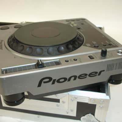 Pioneer DJ CDJ-800 Digital CD Deck Player w/ Road Case image 5