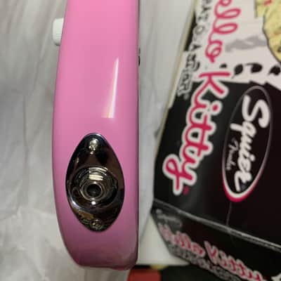 Fender Squier Hello Kitty Stratocaster w/matching gig bag, strap, original box Pink 2005 Rare Like image 12