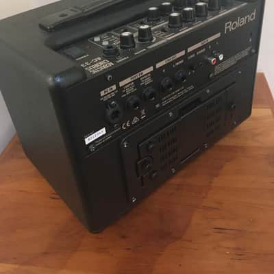 Roland AC-33 Acoustic Chorus amplifier - home use only image 2