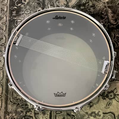 Ludwig 6.5x14” Classic Oak Smoke Snare Drum image 6