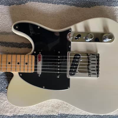 Fender Deluxe Nashville Telecaster 2019 - Maple Finger Board, White Blonde Body w/ Deluxe Fender GIg Bag image 4