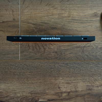 Novation Launchpad Mini MKIII Pad Controller 2019 - Present - Black image 2
