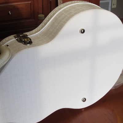 White Gibson Les Paul Case | Reverb