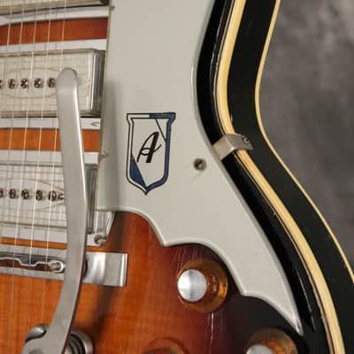 Airline 3 Kleenex Pickups w/original Bigsby Vibrato 1960s Sunburst image 13