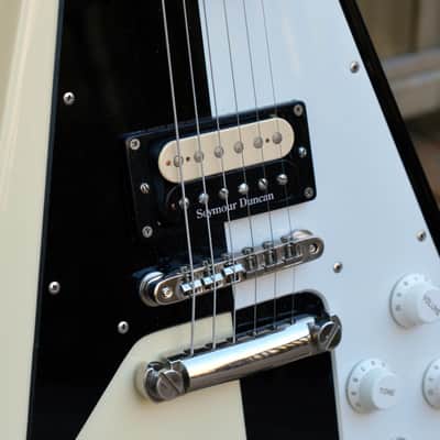 ESP/Edwards Flying V M. Shenker Model 2006 (black and white) image 4