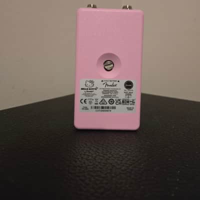 Fender Hello Kitty Fuzz 2024 - Present Pink image 3