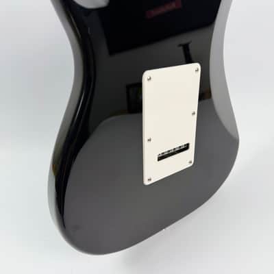 Squier Stratocaster Standard 2018 - Black Glossy White Pickguard image 13