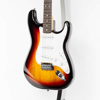 Fender Standard Stratocaster 2025 3-Color Sunburst image 8