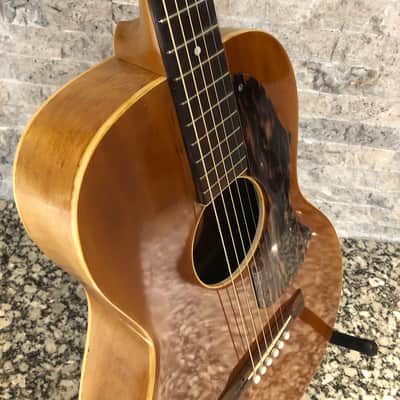 Hensel Minerva pre-war 1930s parlour guitar. made in Canada. UPDATED DETAILS IN AD. image 10