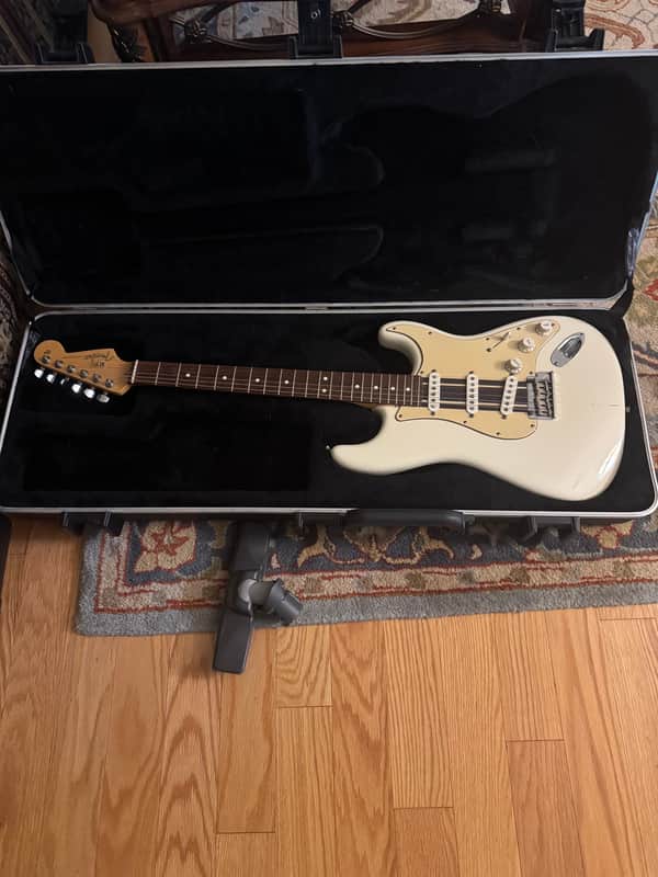 Fender American Standard Stratocaster 2008 - White image 1