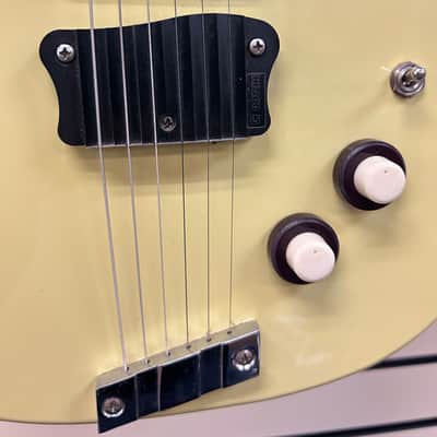 Danelectro 56 U-2 Reissue Modified sitar tone bridge 1998 - 2004 - Daddy O Yellow image 4