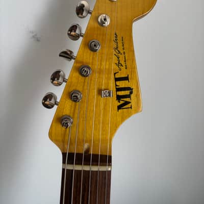 MJT Stratocaster 2024 - Olive Drab over 3 tone Sunburst image 9