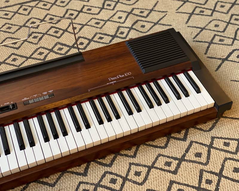 Roland ローランド 電子ピアノ HP-100 Yahoo!オークション - 電子ピアノキーボード ROLAND HP-100