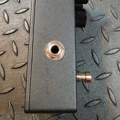Big Ear Pedals Woodcutter Distortion Overdrive ProCo Rat variant NYC N.Y.C. Wood Cutter Side Jacks image 4