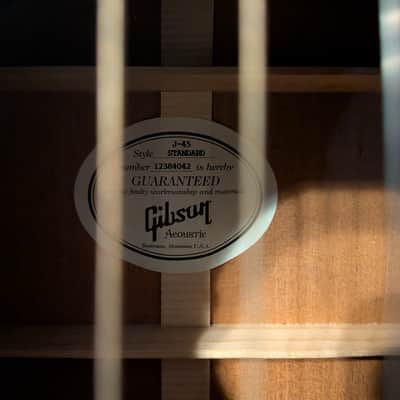 Gibson J-45 Standard 2009 - 2019 - Vintage Sunburst image 3