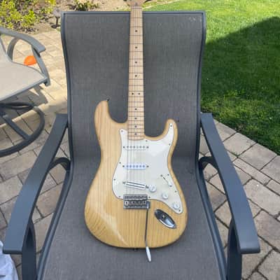 Fender 70s reissue natural strat. Upgraded pickups!! Stratocaster 2013 ish - Natural image 1