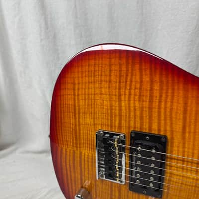 Brian Moore iM i2000 Series Model iGuitar8.13 iGuitar 8.13 Guitar with Roland Synth Access + Case 2002 - Vintage Sunburst image 3