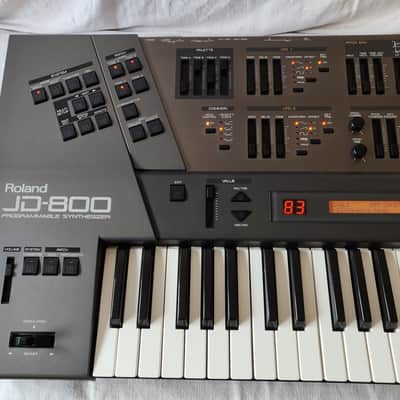 Roland JD-800 61-Key Programmable Synthesizer for collectors image 2