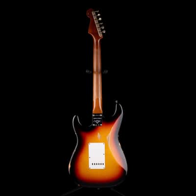 Fender Custom Shop 1964 Stratocaster Relic Faded Aged 3-Tone Sunburst image 9