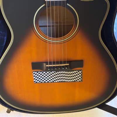 Larrivee RARE Pete Anderson 14 fret 2000 - Sunburst PROTOTYPE Fishman pickup image 8