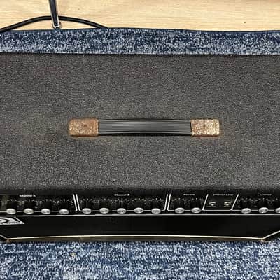 Ampeg VH-140C stereo chorus combo amp image 2