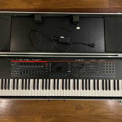 Roland Fantom 07 76-Key Workstation Keyboard 2019 - Present - Black