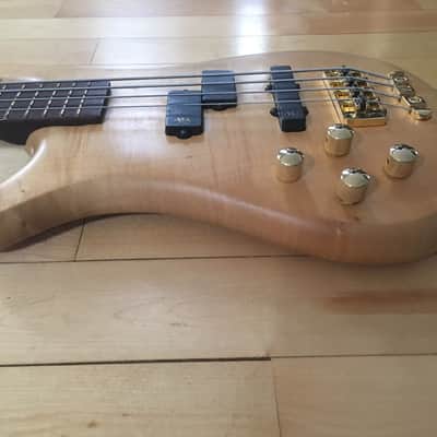 Warwick Streamer LX 4 Left Handed 1998 Flamed Maple Oil Finish image 10