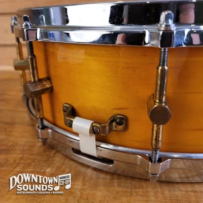 1987 Noble & Cooley 5" x 14" Solid Shell Classic Snare - Honey, Die-Cast Hoops, Music Division Badge image 7