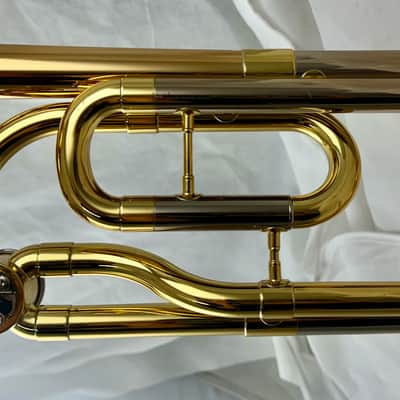 Yamaha YSL-448G Intermediate Bb/F Trombone 2010s - Lacquered Brass image 10