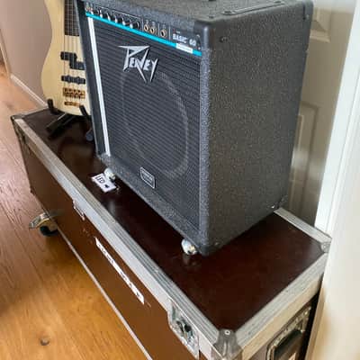 Peavey Basic 60, USA Cult Bass Combo with 12" Scorpion Speaker image 6