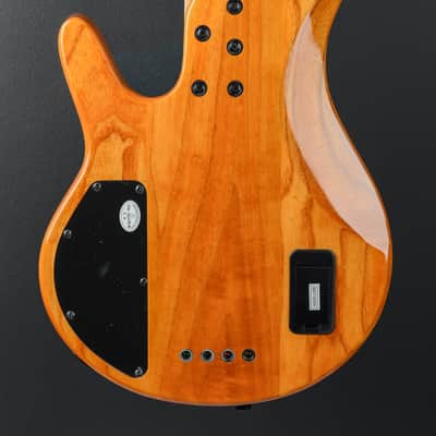 Michael Kelly Pinnacle 4 - Natural image 4