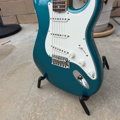 Fender Eric Johnson Stratocaster with Rosewood Fretboard 2009 - 2018 - Lucerne Aqua Firemist image 12