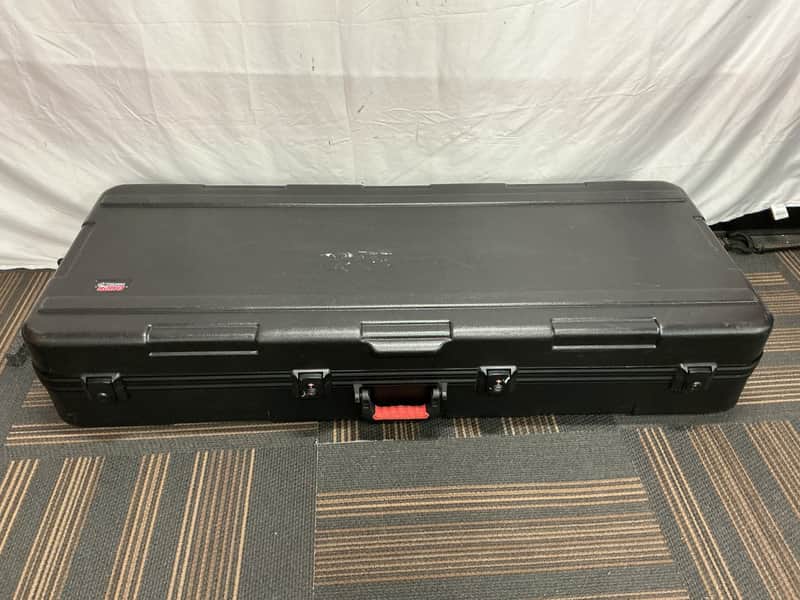 Gator GTSA-KEY76 TSA Series ATA Molded Deep 76-Key Keyboard Case 2010s - Black image 1