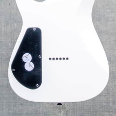 Jackson  X Series Soloist™ SLX DX HT, Laurel Fingerboard, Snow White image 2